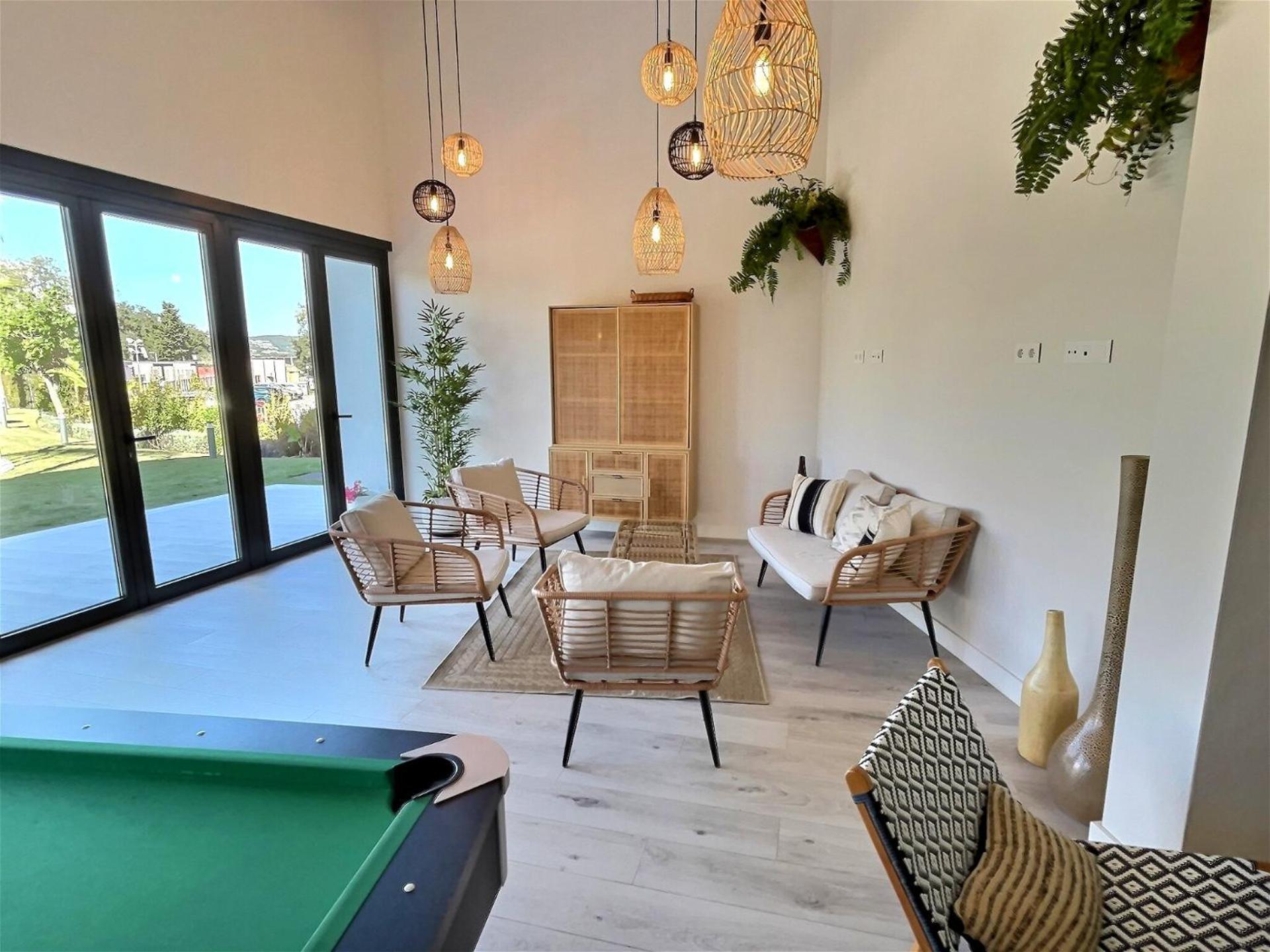 Golf Club, Step Into Elegance With 3-bedroom Luxury Modern Townhouse Close To Sotogrande San Roque (Andalucia)