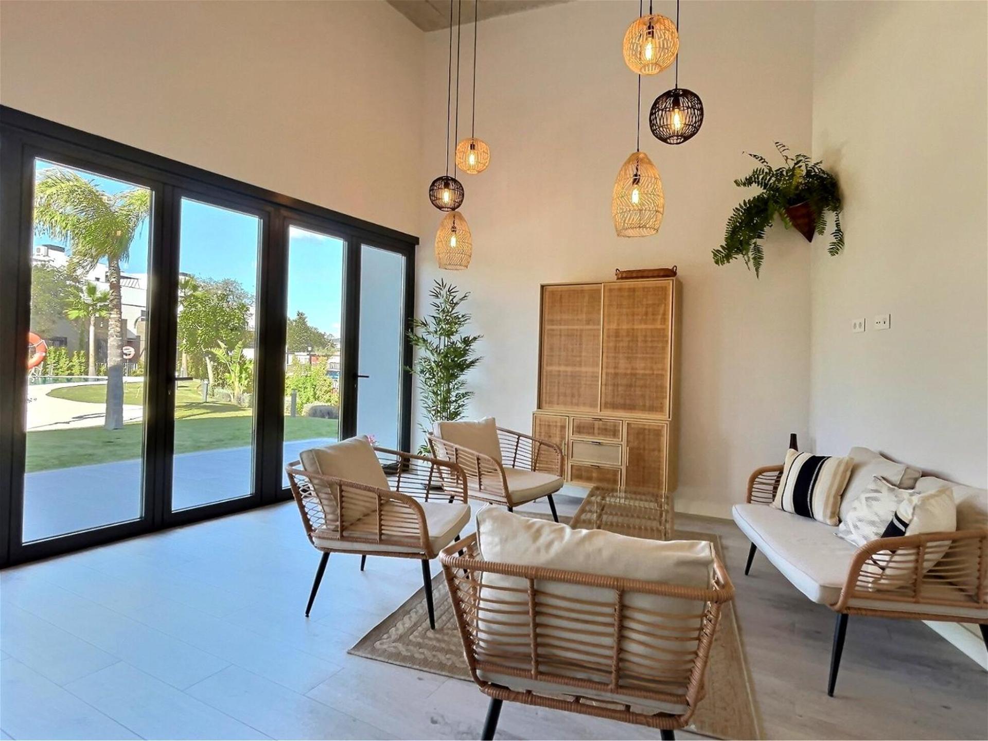 Golf Club, Step Into Elegance With 3-bedroom Luxury Modern Townhouse Close To Sotogrande Ferienhaus San Roque (Andalucia)