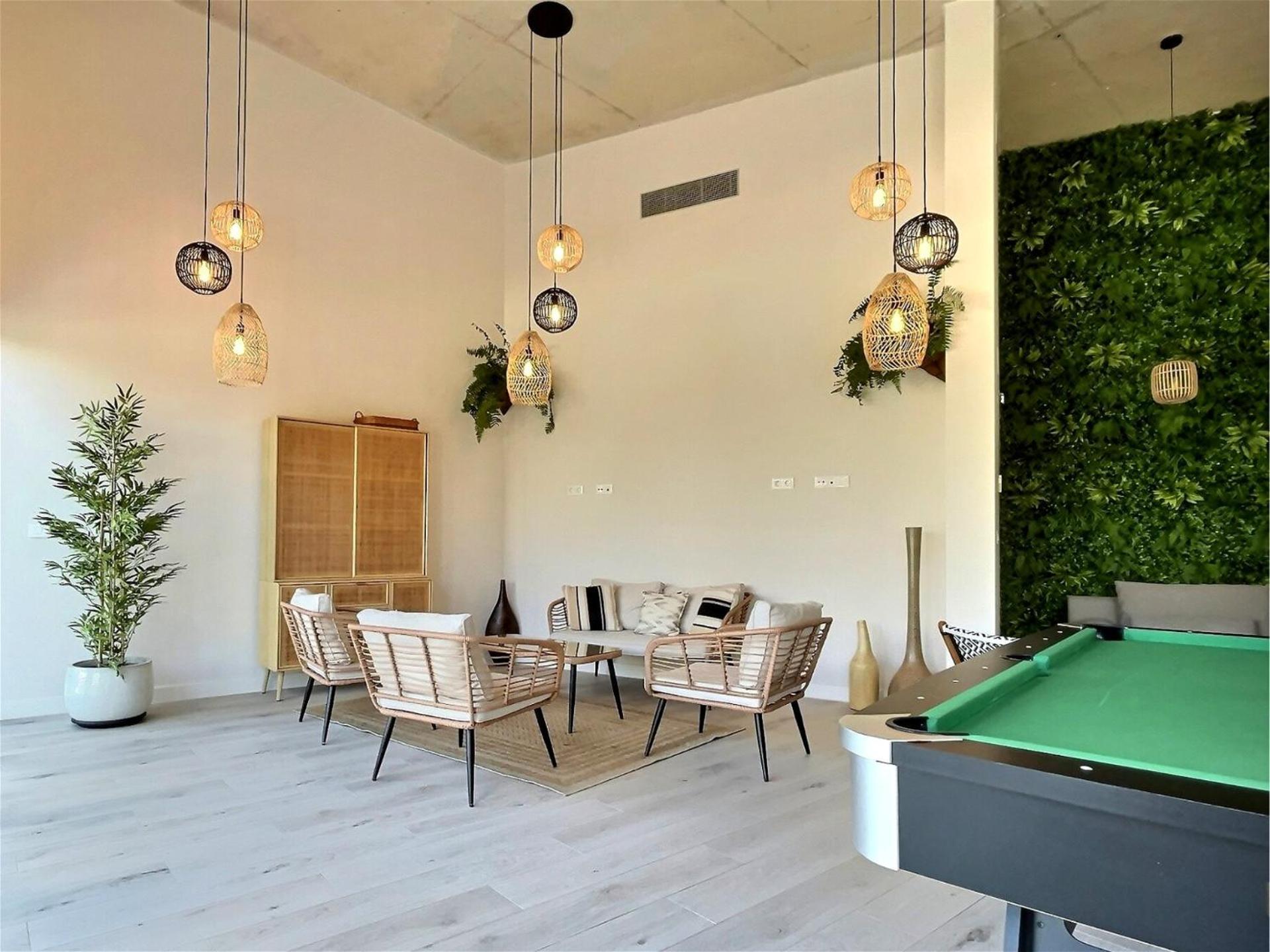 Golf Club, Step Into Elegance With 3-bedroom Luxury Modern Townhouse Close To Sotogrande Ferienhaus